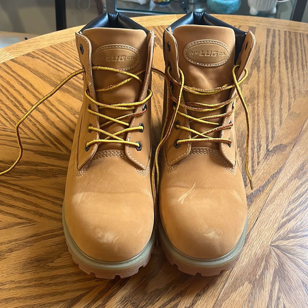 Like New! Lugz Women’s Convoy Work Boot • Like New w/ Scuffs • Women’s Size 11 - Picture 2 of 16